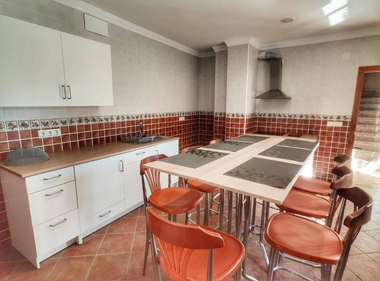 Casa Amplia Con Terraza En La Vinuela别墅 外观 照片