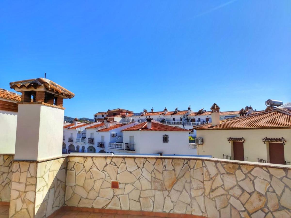 Casa Amplia Con Terraza En La Vinuela别墅 外观 照片