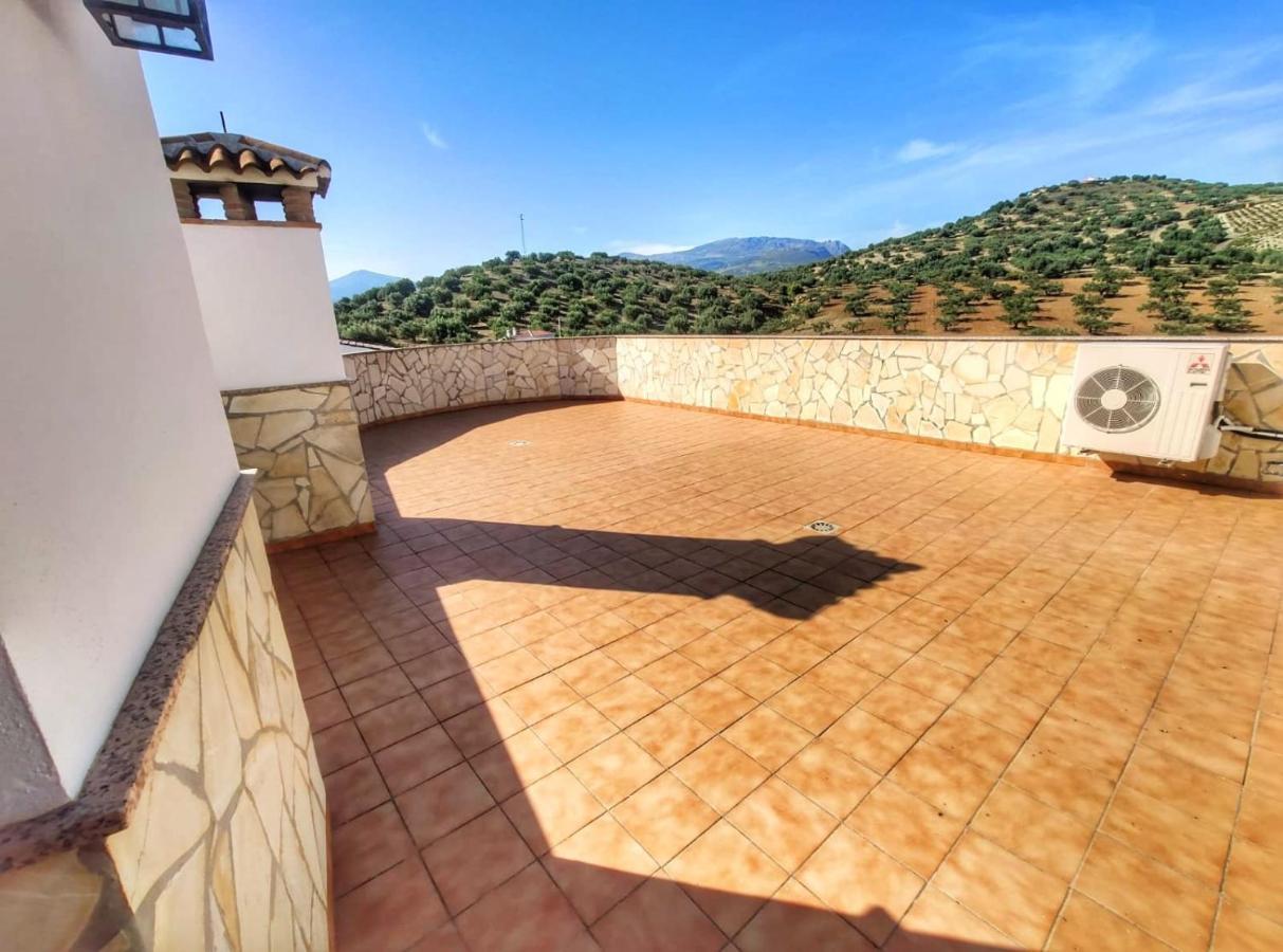 Casa Amplia Con Terraza En La Vinuela别墅 外观 照片